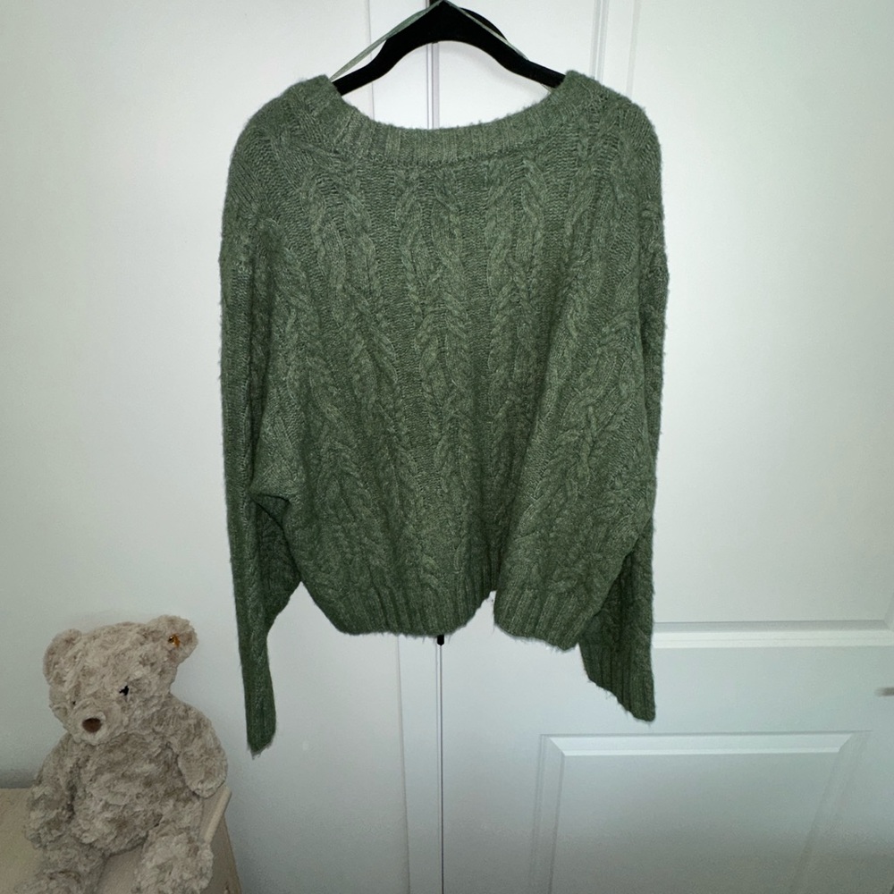 🌿 Universal Thread Olive Cable Knit Sweater | NWT | Size XXL - Picture 4 of 4